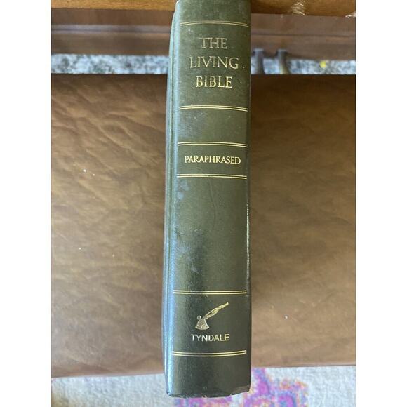 The Living Bible Paraphrased Tyndale House Padded Hardcover 20th Printing 1973 - Picture 4 of 6